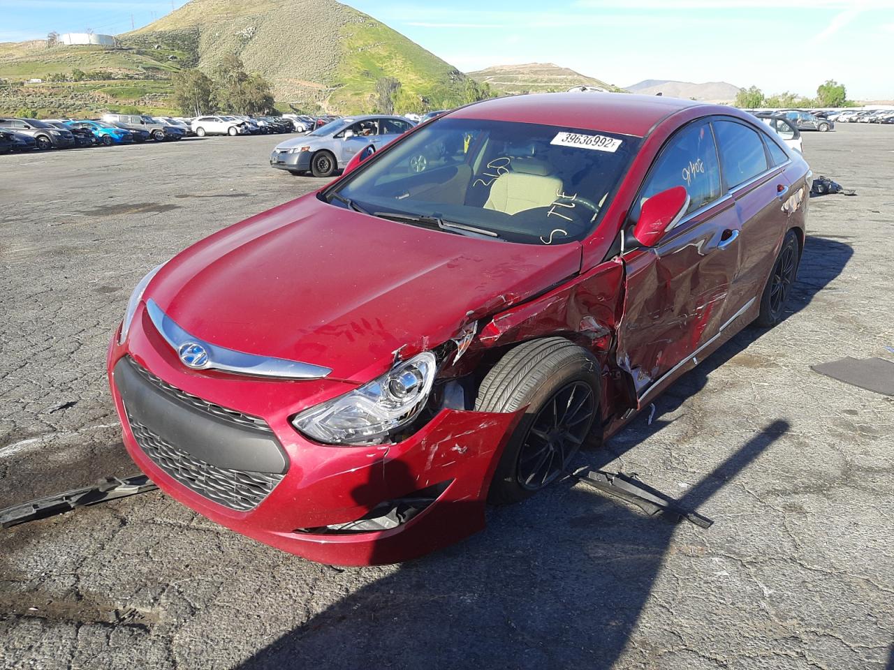 Photo 2 from auction – 2014 HYUNDAI SONATA HYB with VIN KMHEC4A40EA108475