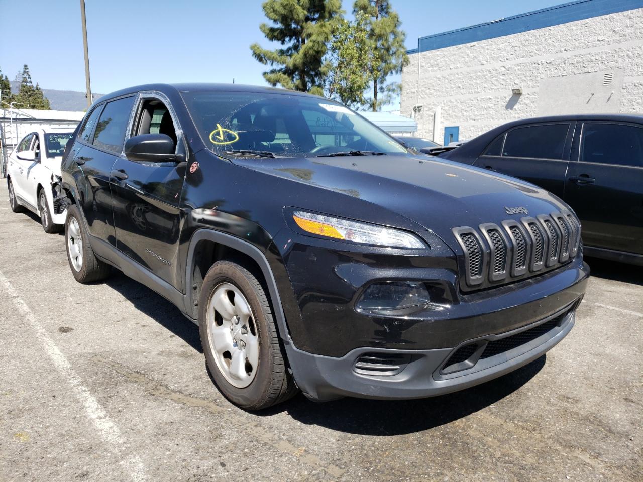 Photo 1 from auction – 2015 JEEP CHEROKEE S with VIN 1C4PJLAB7FW793333
