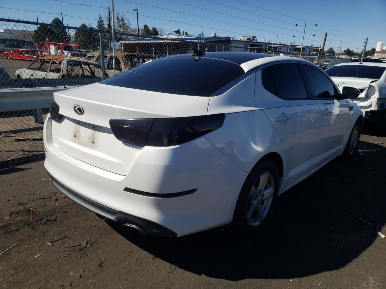 Photo 4 from auction – 2014 KIA OPTIMA LX with VIN KNAGM4A73E5459276