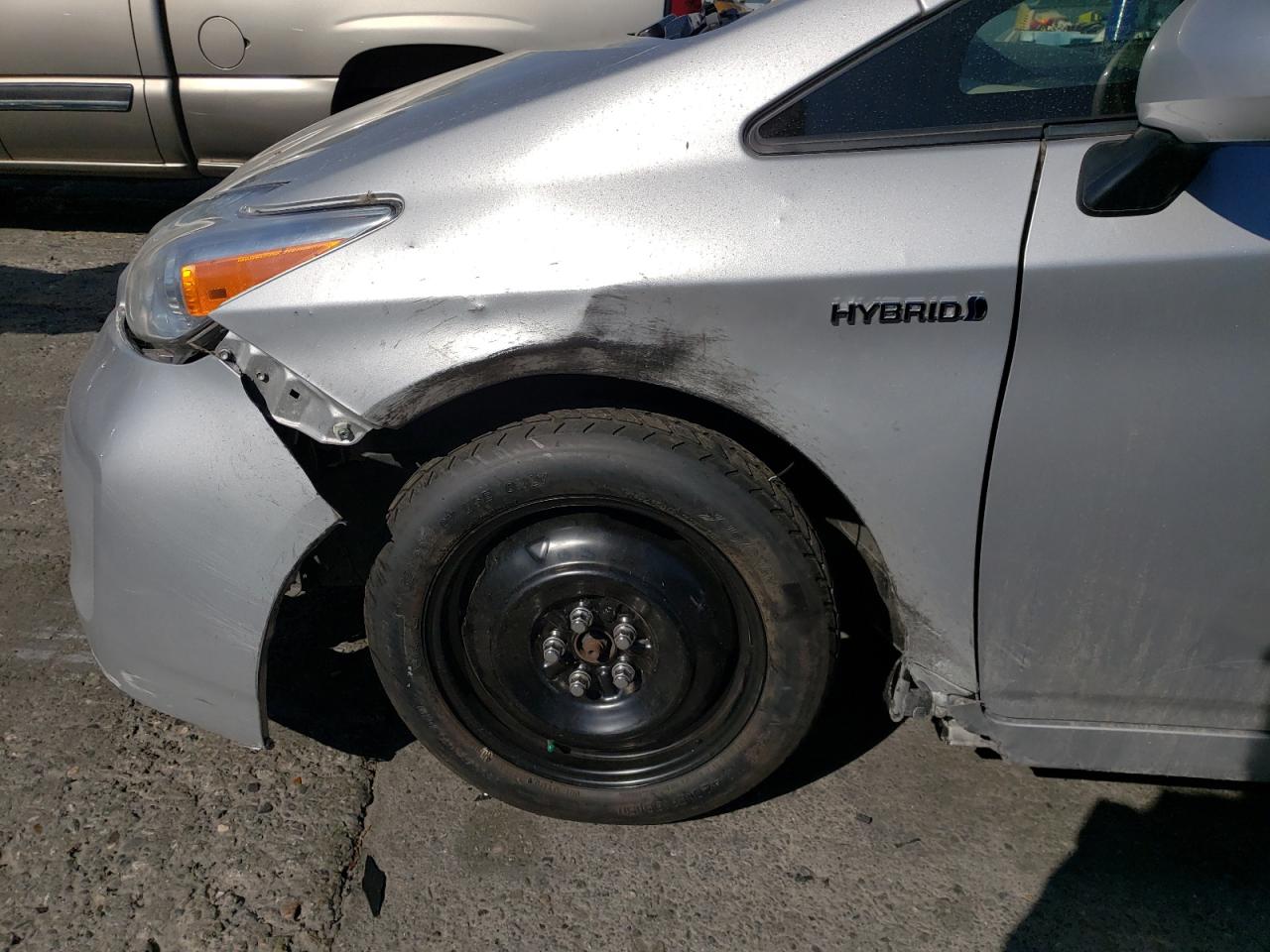 Photo 9 from auction – 2015 TOYOTA PRIUS with VIN JTDKN3DU1F0465260