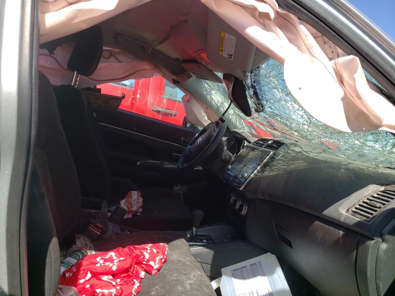 Photo 5 from auction – 2021 MITSUBISHI OUTLANDER with VIN JA4ARUAU0MU024083