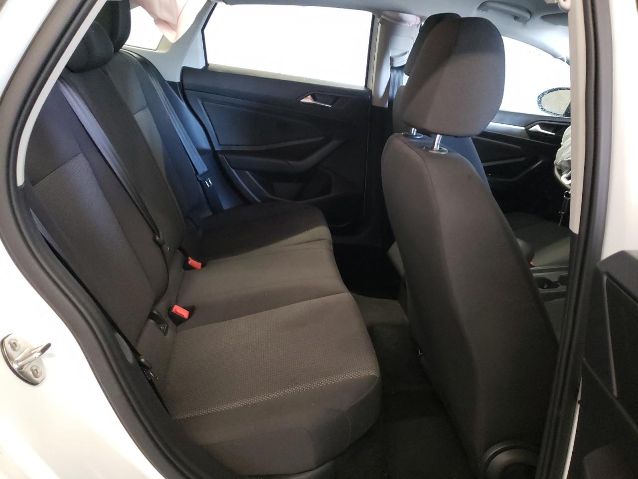 Photo 6 from auction – 2019 VOLKSWAGEN JETTA S with VIN 3VWC57BU0KM116593
