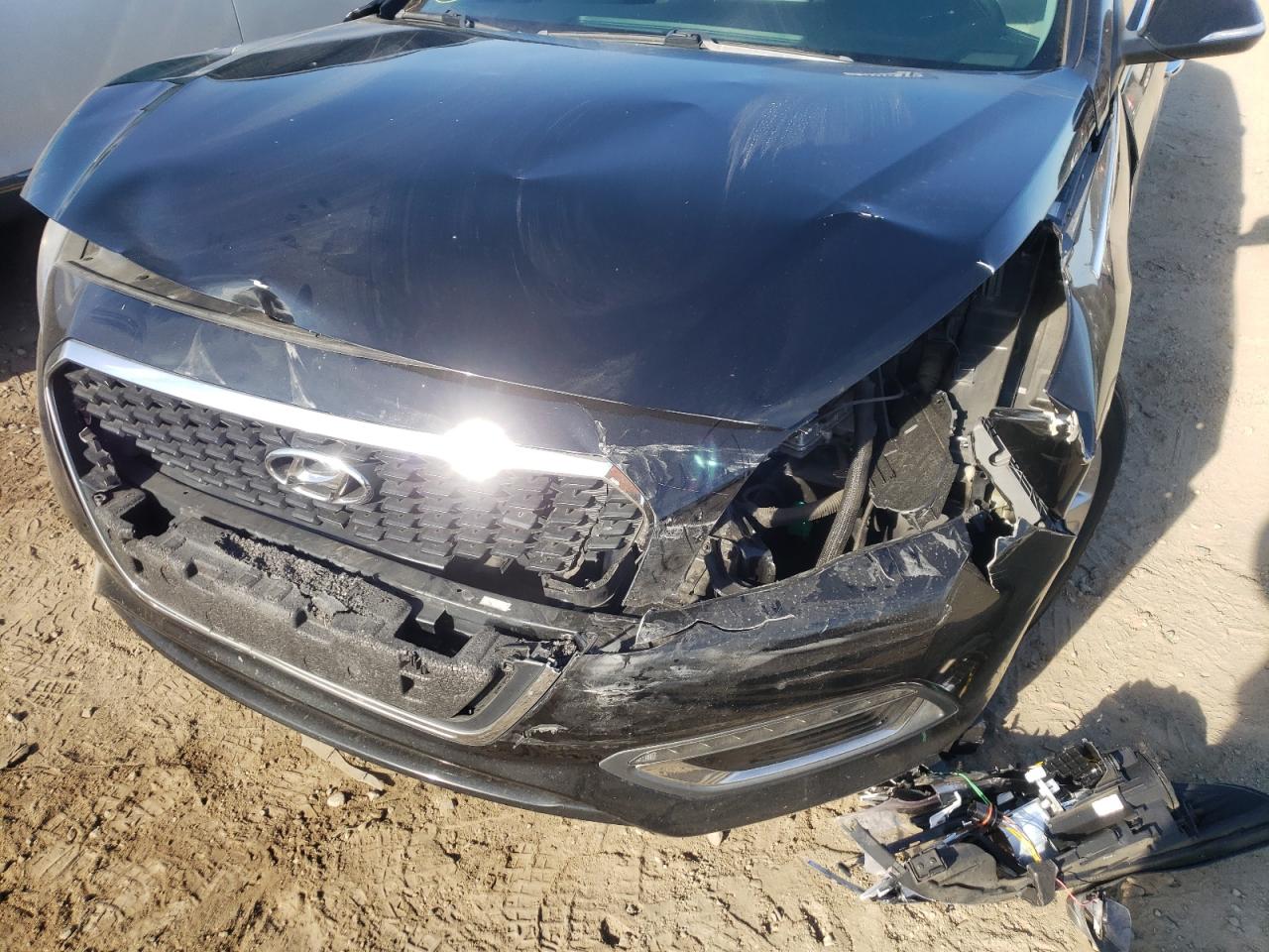 Photo 9 from auction – 2016 HYUNDAI SONATA HYB with VIN KMHE24L10GA020020