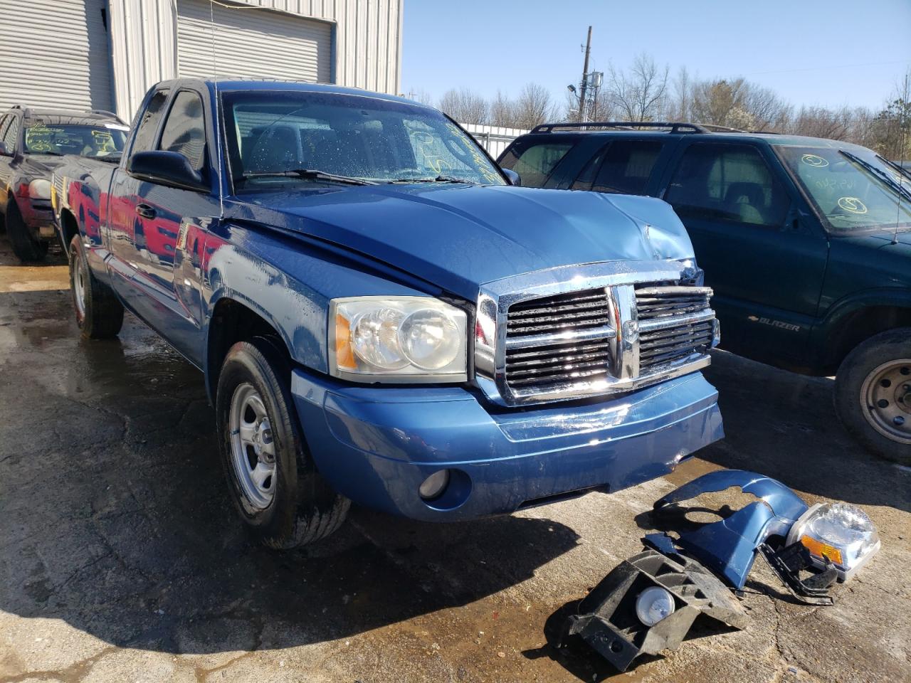 Photo 1 from auction – 2005 DODGE DAKOTA ST with VIN 1D7HE22K95S297494