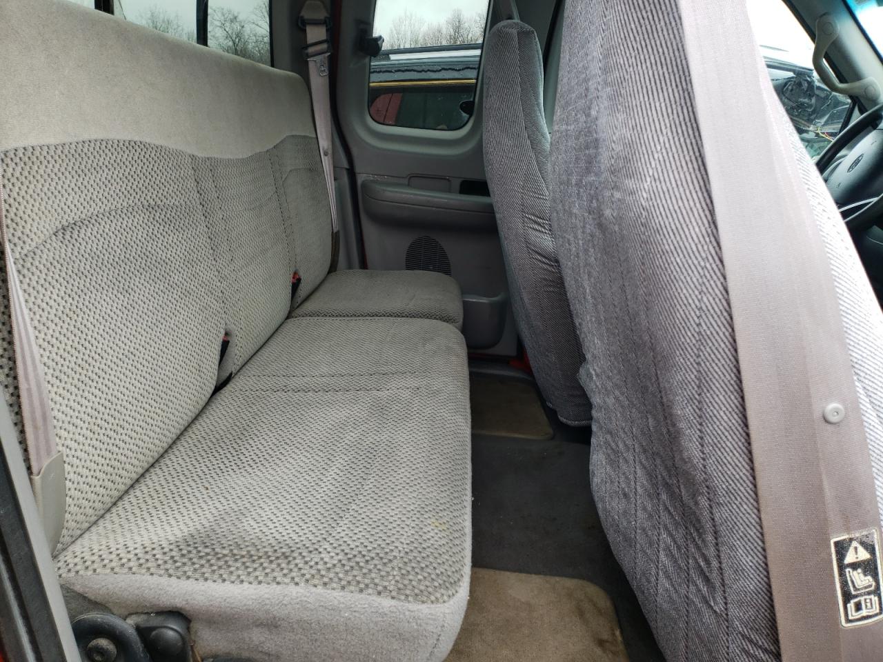 Photo 6 from auction – 2000 FORD F150 with VIN 1FTRX18L3YNC04233