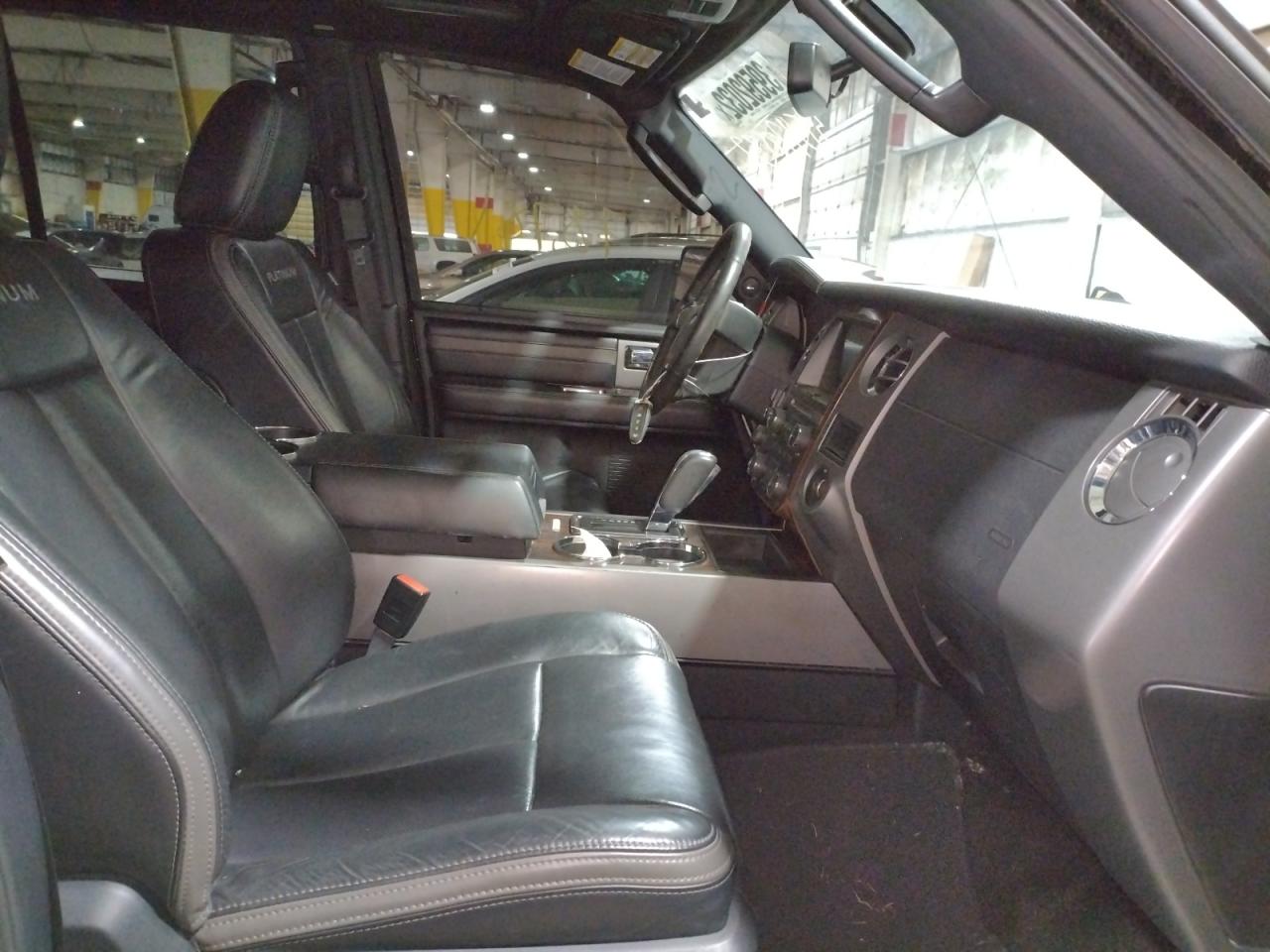 Photo 5 from auction – 2017 FORD EXPEDITION with VIN 1FMJK1MT7HEA41633