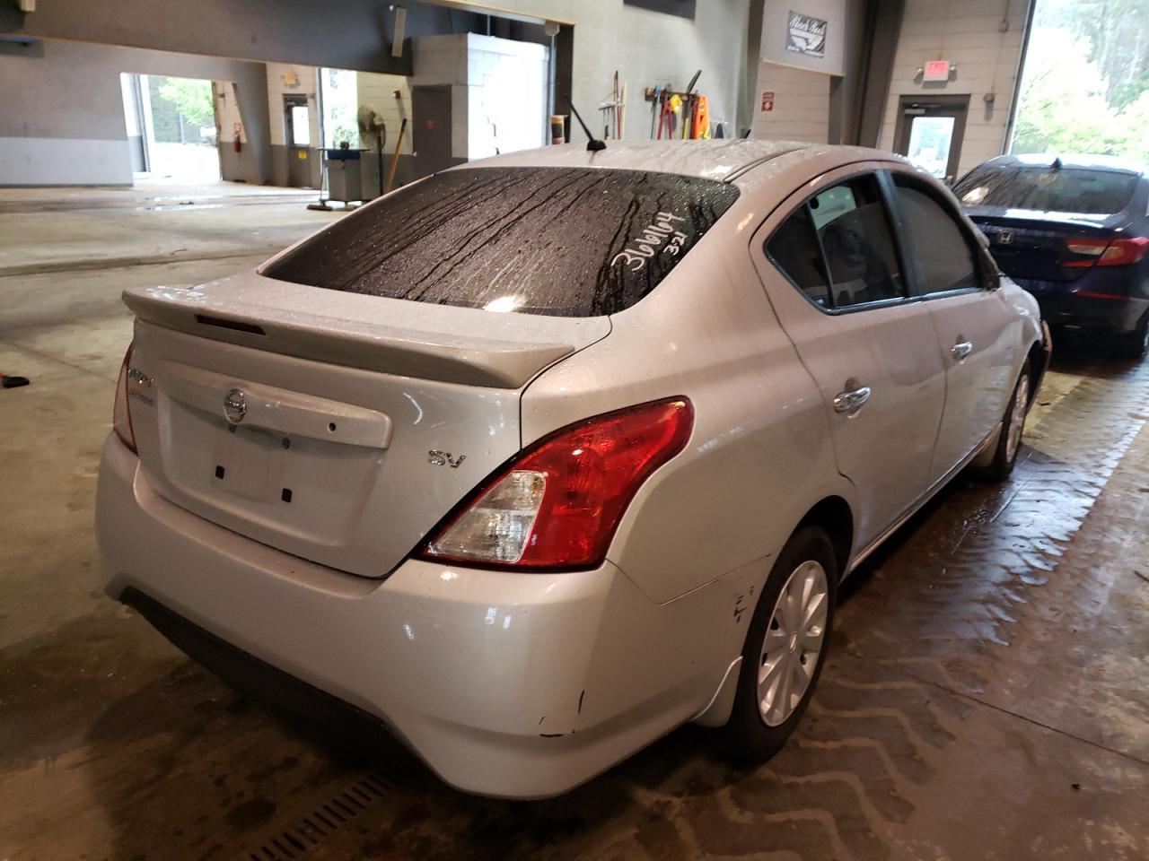 Photo 4 from auction – 2017 NISSAN VERSA S with VIN 3N1CN7AP6HK424180