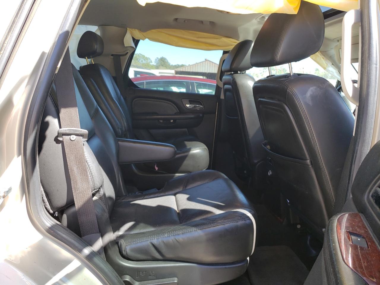 Photo 6 from auction – 2007 CADILLAC ESCALADE with VIN 1GYEC63847R310055