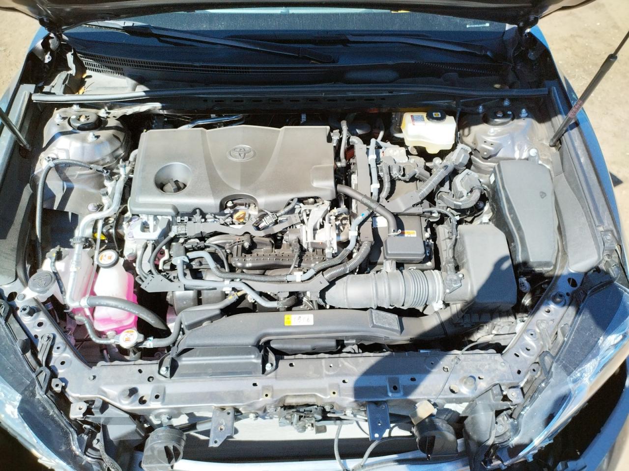 Photo 7 from auction – 2020 TOYOTA CAMRY LE with VIN 4T1C31AK3LU542728
