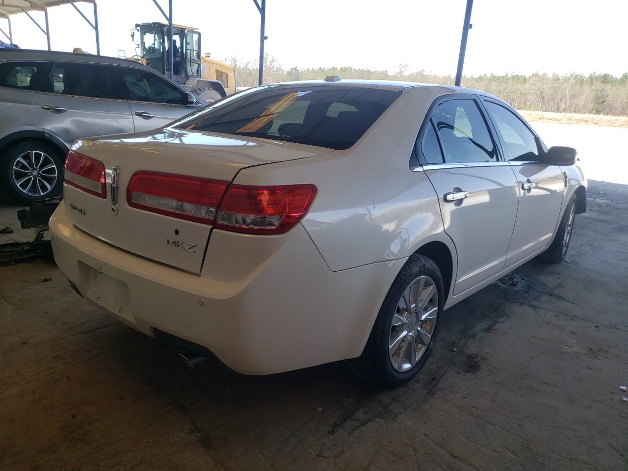 Photo 4 from auction – 2011 LINCOLN MKZ with VIN 3LNHL2GC9BR772047