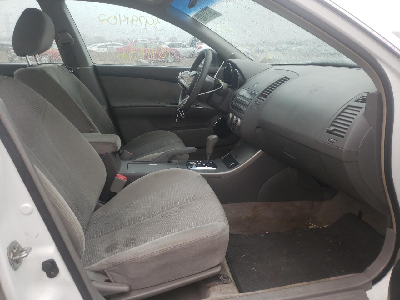 Photo 5 from auction – 2005 NISSAN ALTIMA S with VIN 1N4AL11D25C268658