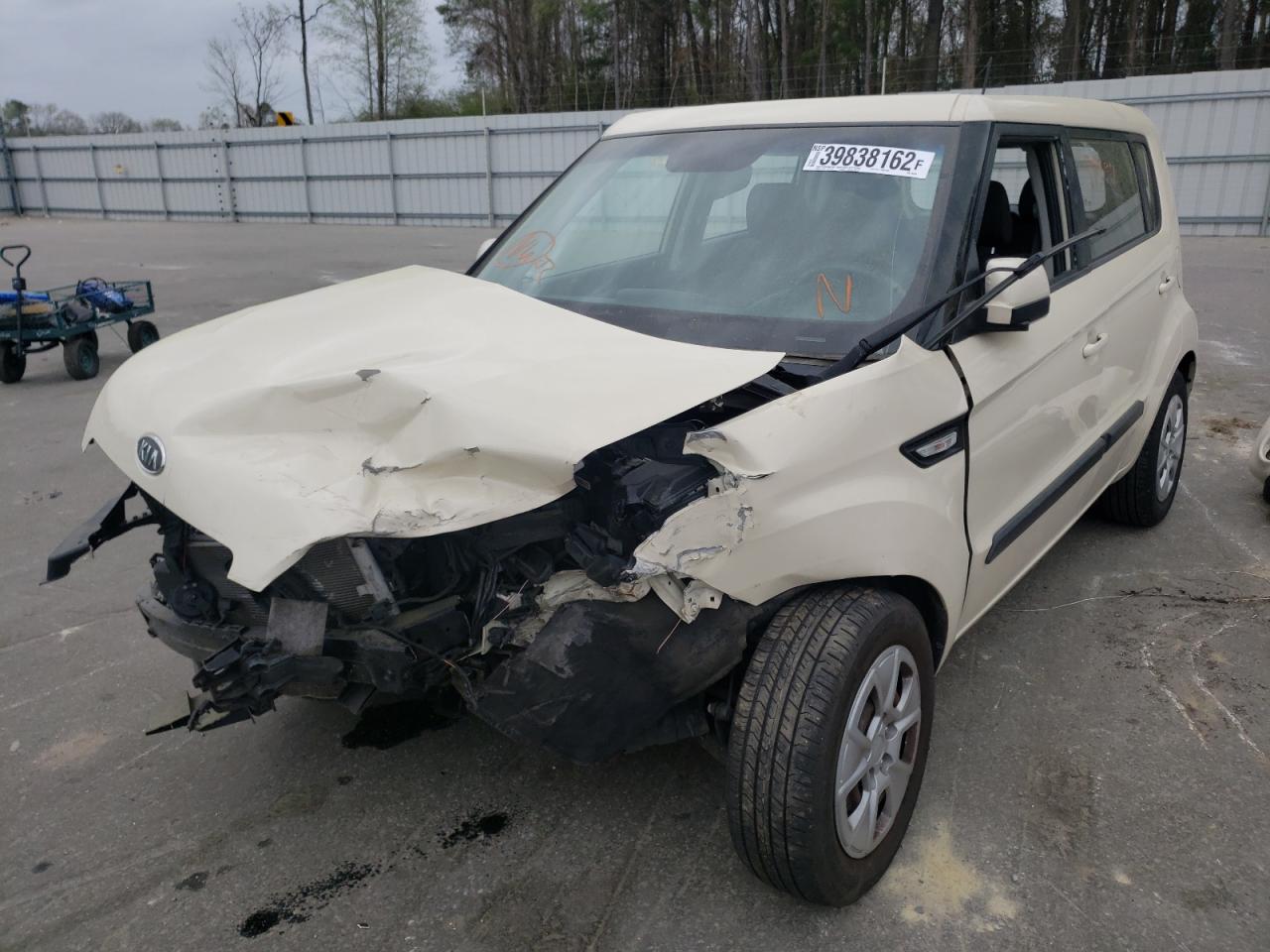 Photo 2 from auction – 2012 KIA SOUL with VIN KNDJT2A59C7453546
