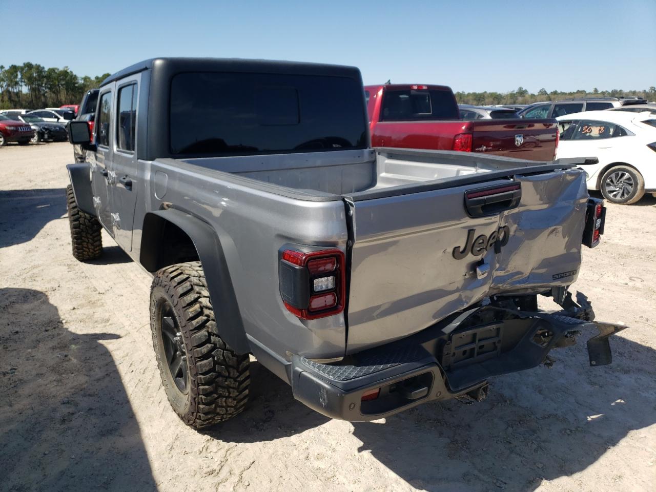 Photo 3 from auction – 2020 JEEP GLADIATOR with VIN 1C6HJTAG7LL129263