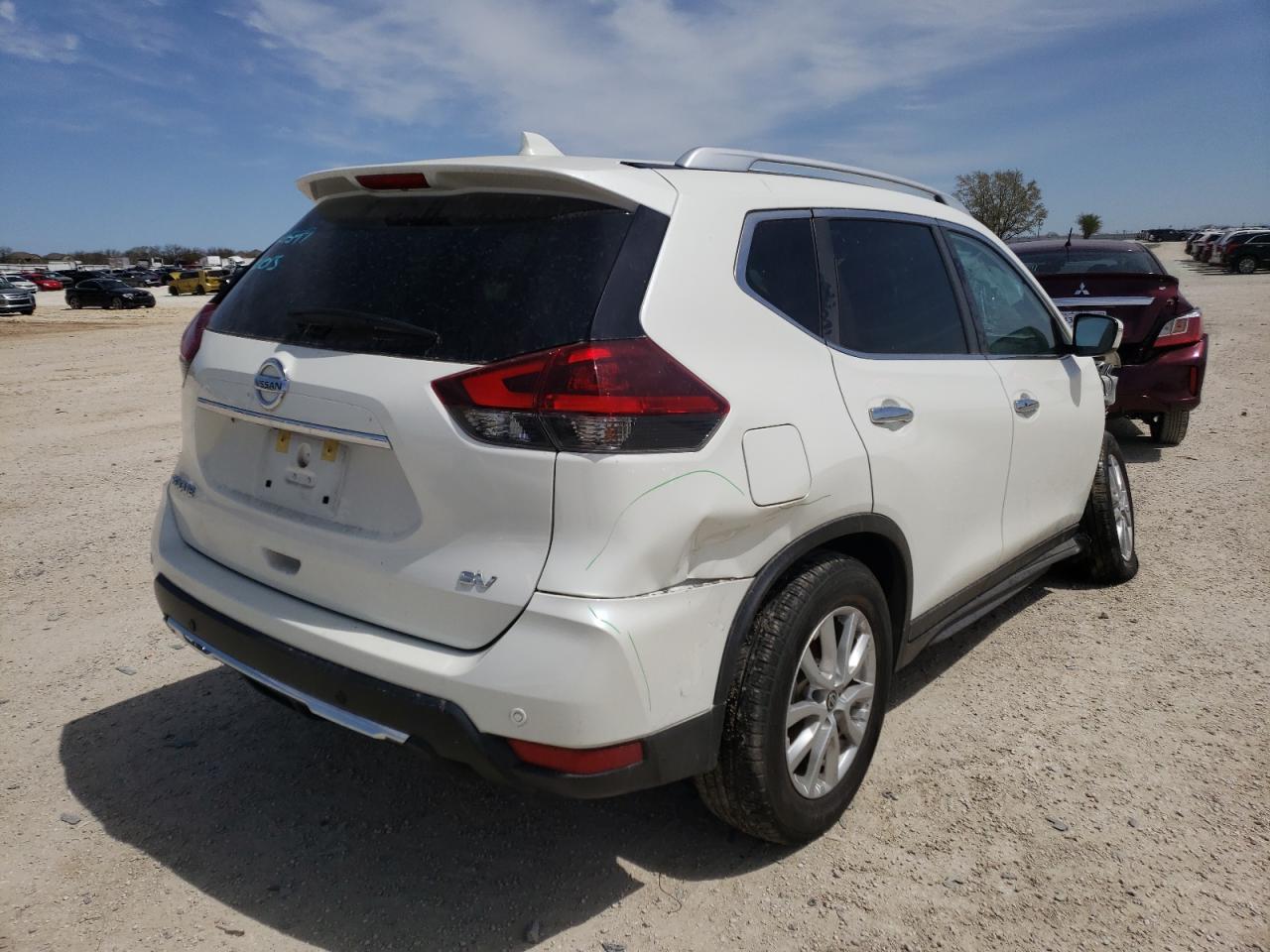 Photo 4 from auction – 2020 NISSAN ROGUE S with VIN KNMAT2MT6LP535342