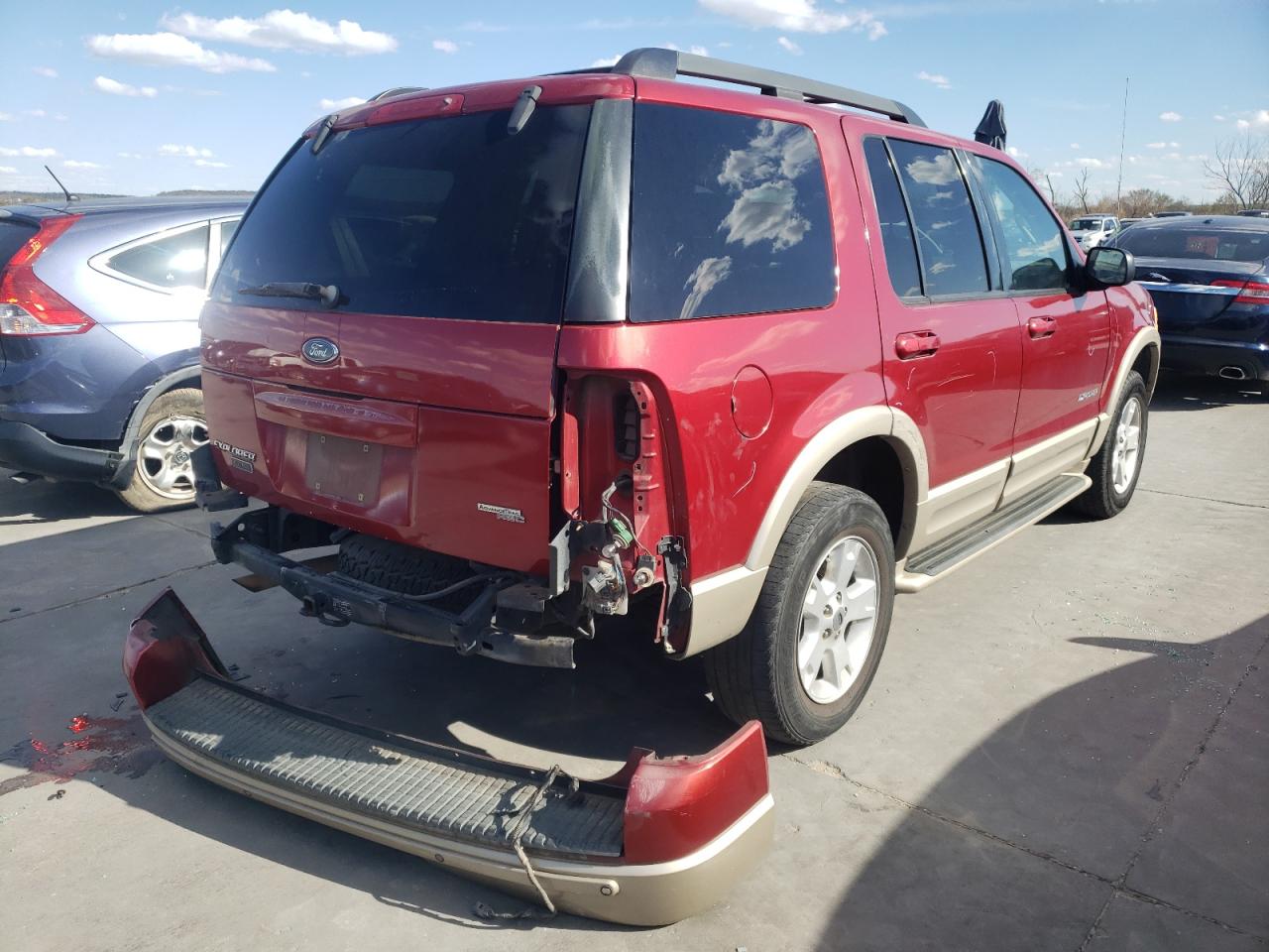 Photo 4 from auction – 2005 FORD EXPLORER E with VIN 1FMZU64K75ZA29066