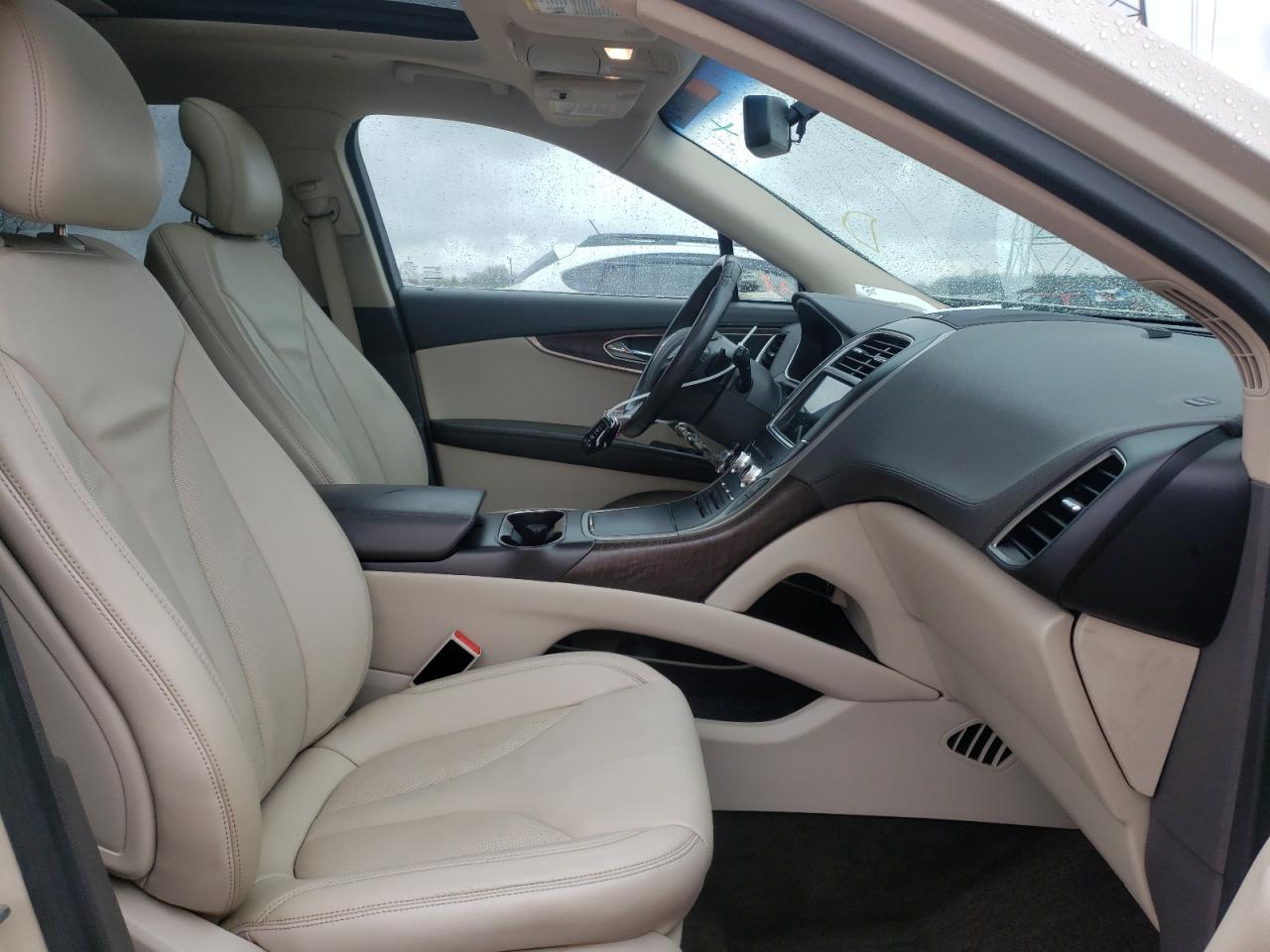 Photo 5 from auction – 2016 LINCOLN MKX SELECT with VIN 2LMPJ6KPXGBL75556