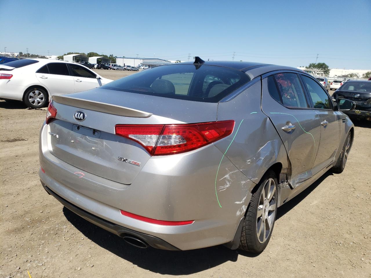 Photo 4 from auction – 2013 KIA OPTIMA SX with VIN 5XXGR4A68DG112189