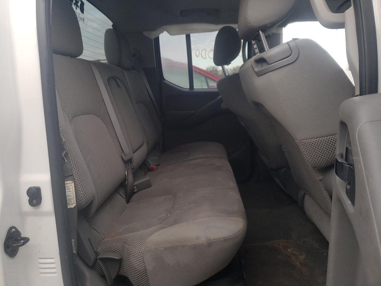 Photo 6 from auction – 2006 NISSAN FRONTIER C with VIN 1N6AD07W36C430452