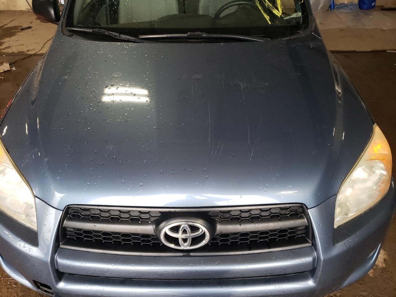 Photo 7 from auction – 2010 TOYOTA RAV4 with VIN JTMBF4DV8AD039434