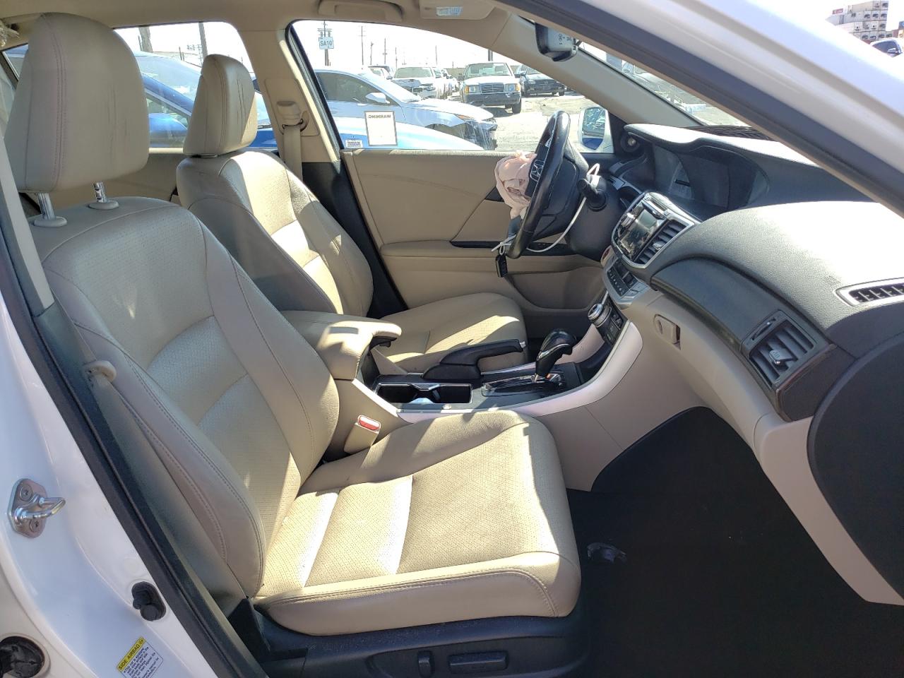Photo 5 from auction – 2014 HONDA ACCORD EXL with VIN 1HGCR2F83EA077377