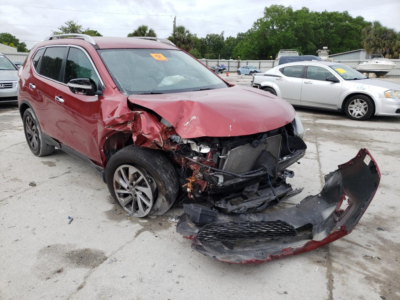 NISSAN ROGUE S 2015 with VIN 5N1AT2MT4FC879386 - Photo from auction