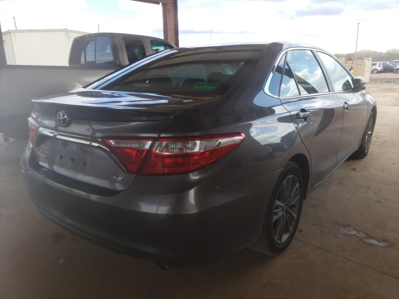 Photo 4 from auction – 2016 TOYOTA CAMRY LE with VIN 4T1BF1FK7GU129826