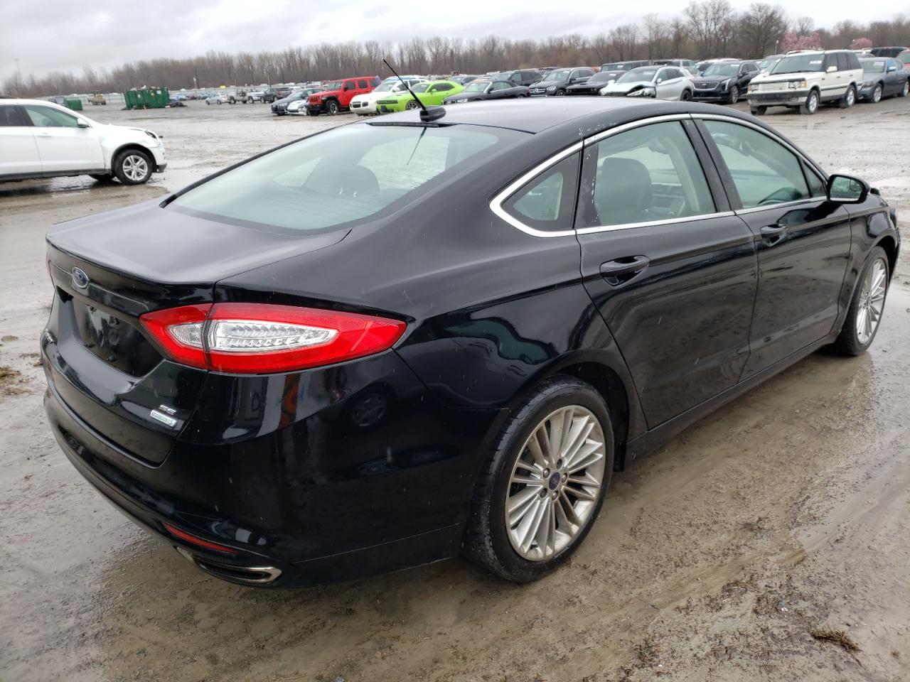 Photo 4 from auction – 2016 FORD FUSION SE with VIN 3FA6P0H98GR387695