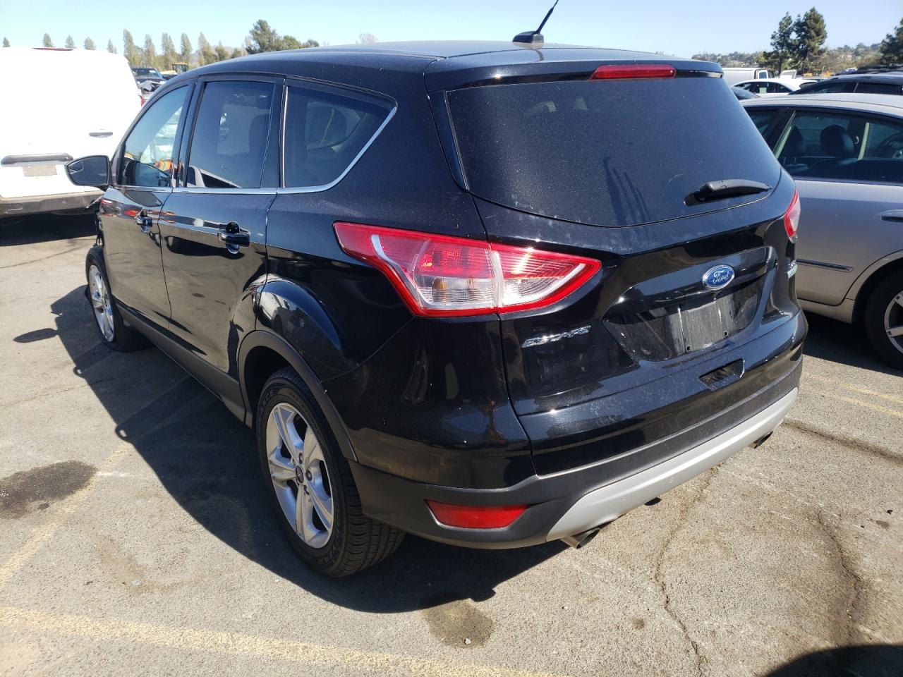 Photo 3 from auction – 2016 FORD ESCAPE SE with VIN 1FMCU0GX6GUA53501