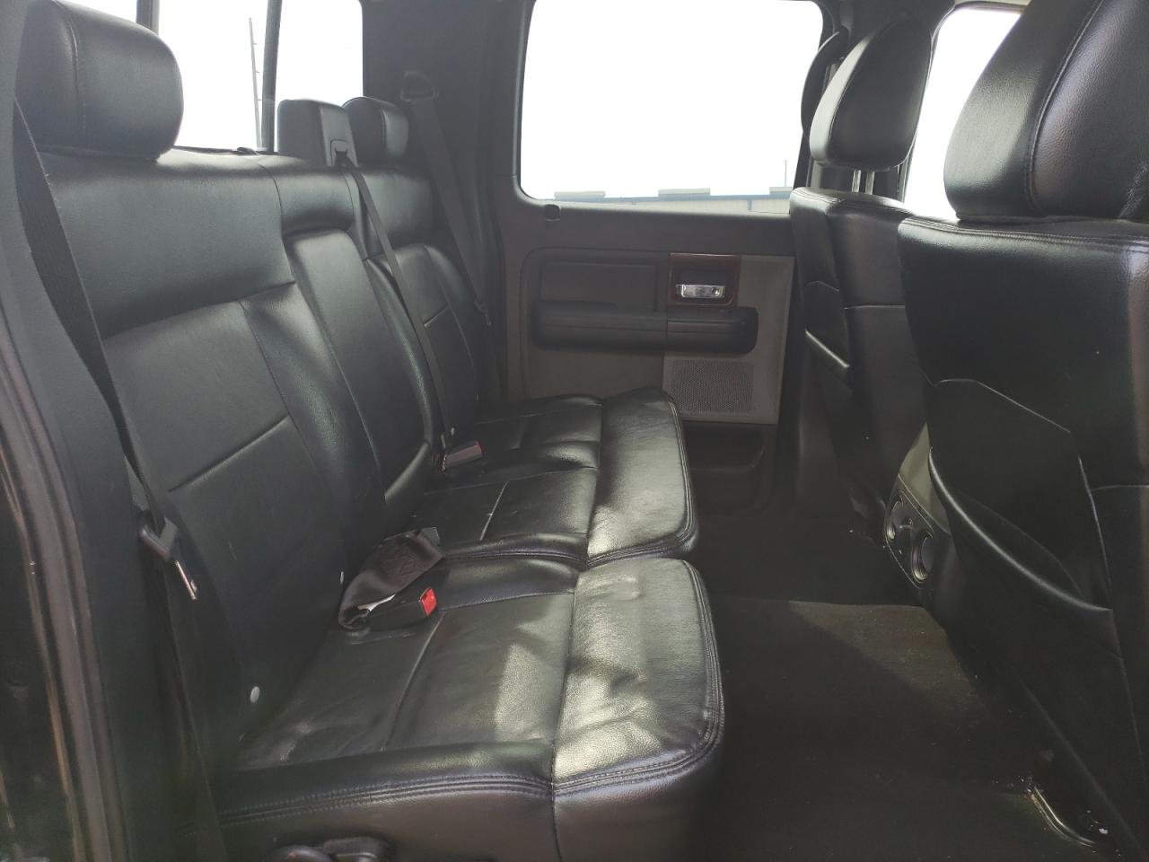Photo 6 from auction – 2005 FORD F150 SUPER with VIN 1FTPW14595FA74885