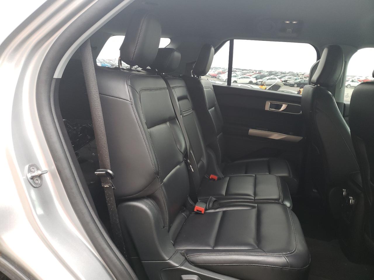 Photo 6 from auction – 2021 FORD EXPLORER X with VIN 1FMSK7DH3MGA60911