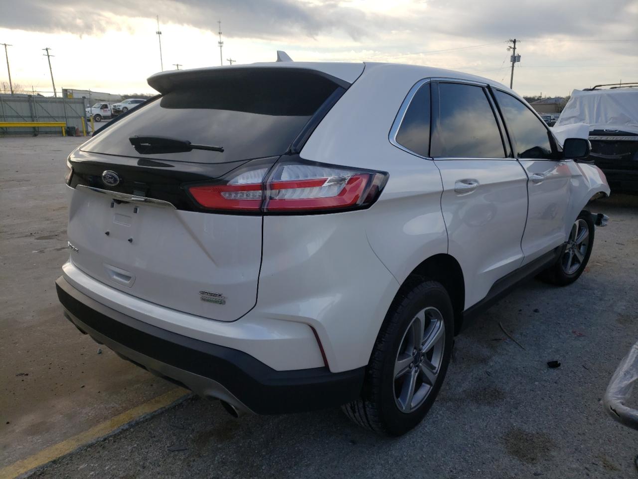 Photo 4 from auction – 2019 FORD EDGE SEL with VIN 2FMPK3J93KBC45718