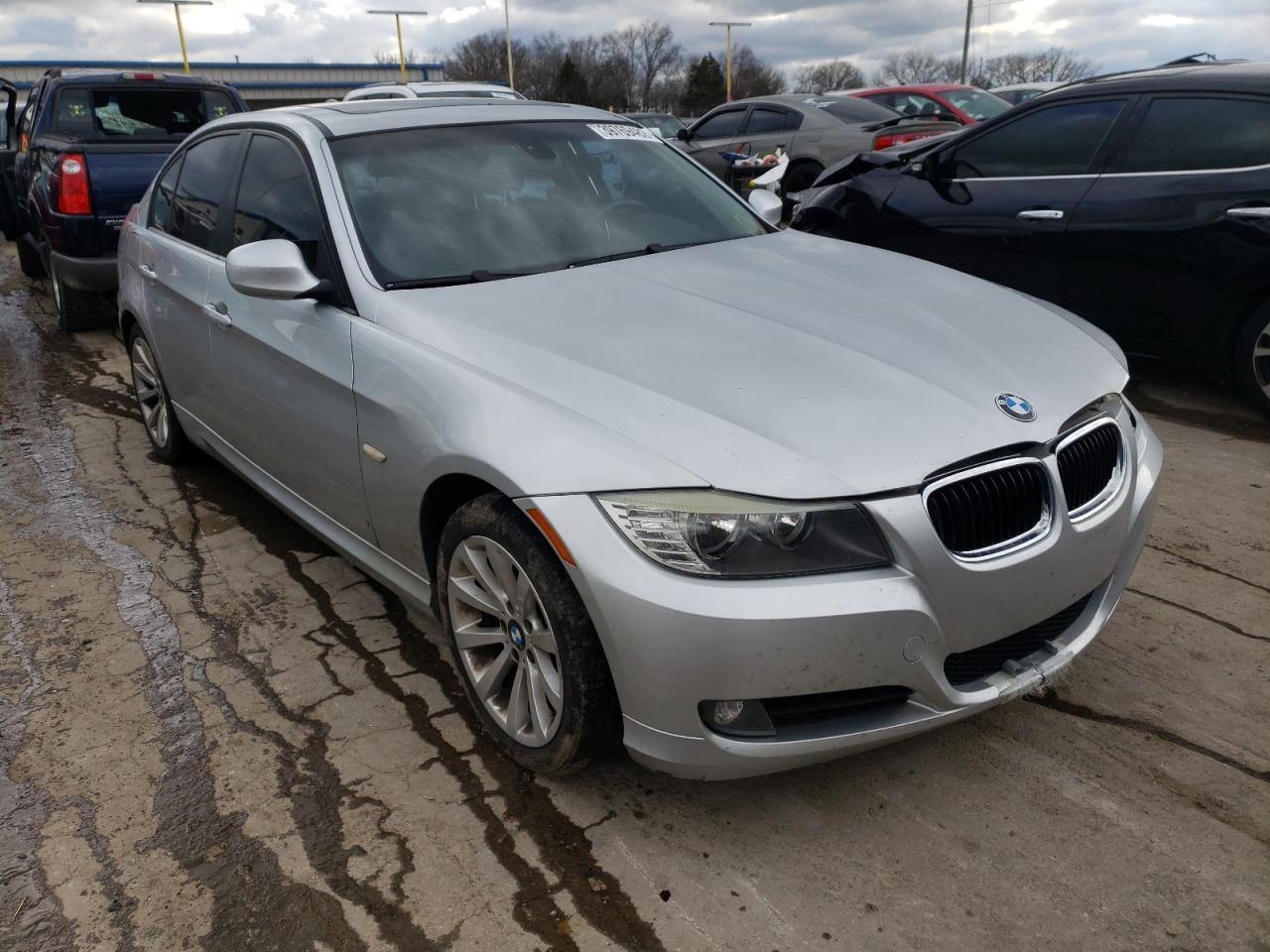 BMW 328 I 2009 with VIN WBAPH77539NM29793 - Photo from auction