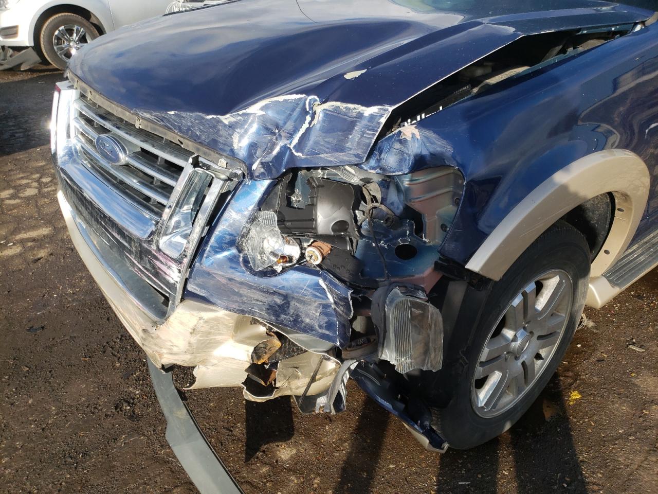 Photo 10 from auction – 2007 FORD EXPLORER E with VIN 1FMEU74E07UA78446