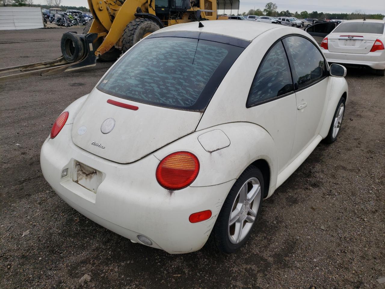 Photo 4 from auction – 2005 VOLKSWAGEN NEW BEETLE with VIN 3VWCD31C75M402336