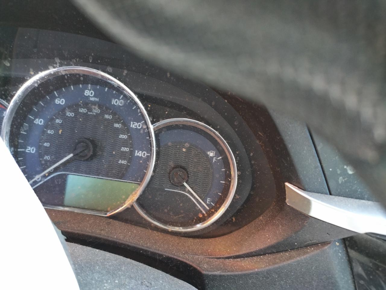 Photo 8 from auction – 2015 TOYOTA COROLLA L with VIN 5YFBURHE2FP264482