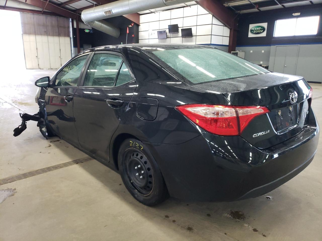 Photo 3 from auction – 2018 TOYOTA COROLLA L with VIN 2T1BURHE3JC070066