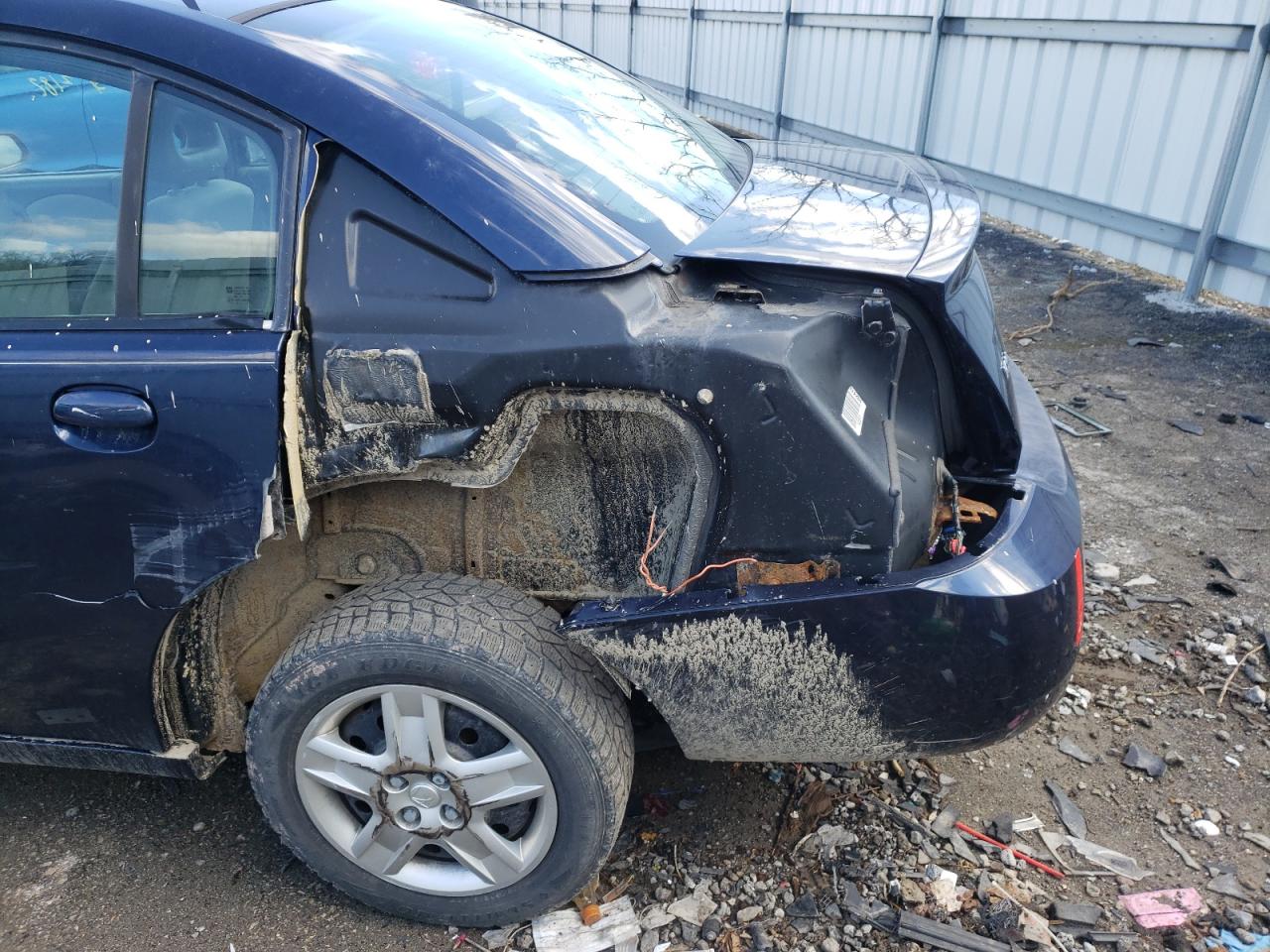 Photo 9 from auction – 2007 SATURN ION LEVEL with VIN 1G8AJ55F27Z132849