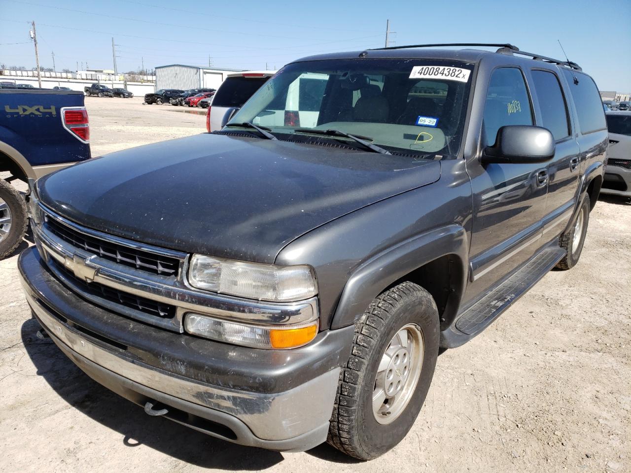 Photo 2 from auction – 2001 CHEVROLET SUBURBAN C with VIN 3GNEC16TX1G249284