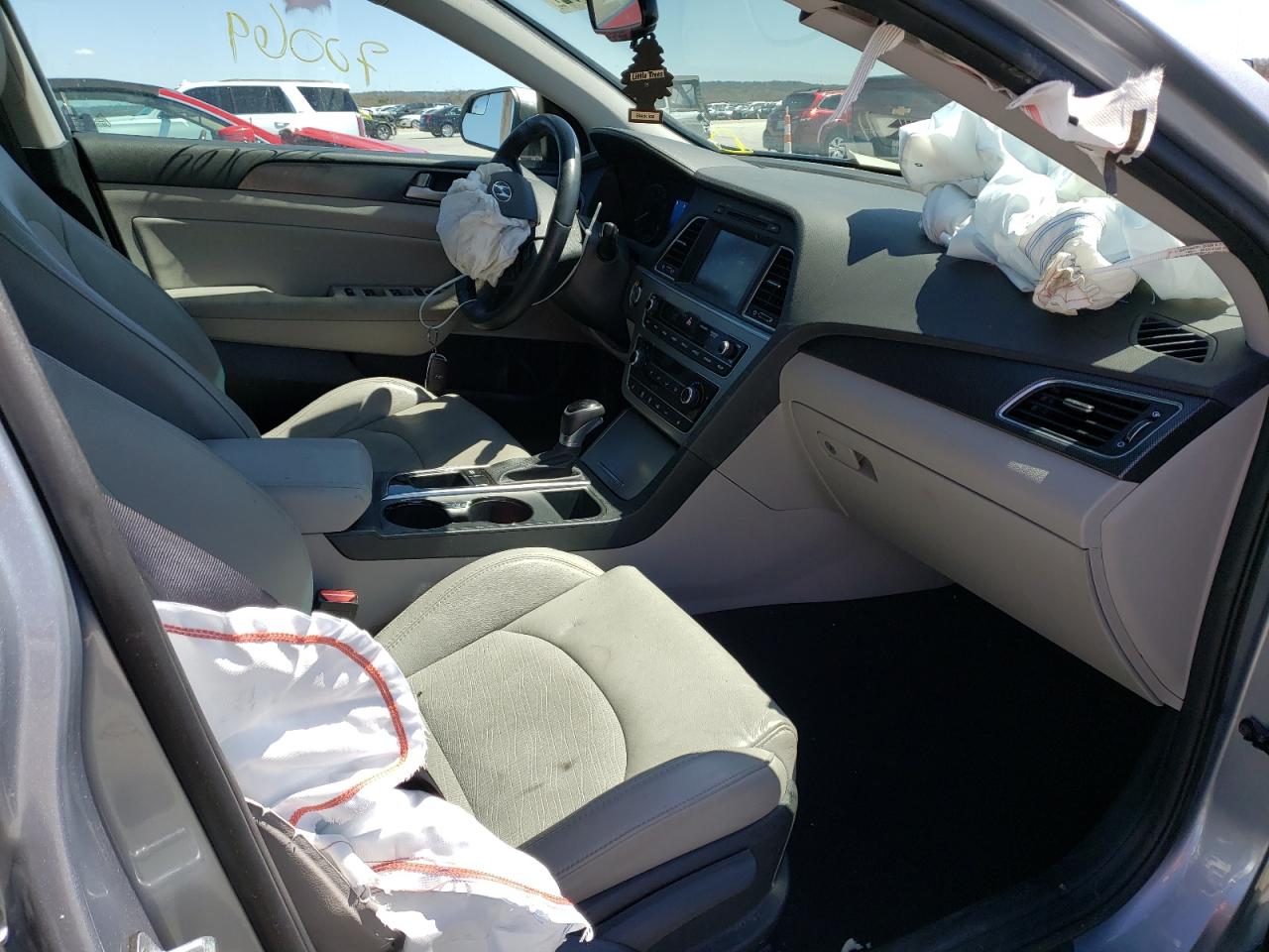 Photo 5 from auction – 2017 HYUNDAI SONATA SPO with VIN 5NPE34AF5HH536366