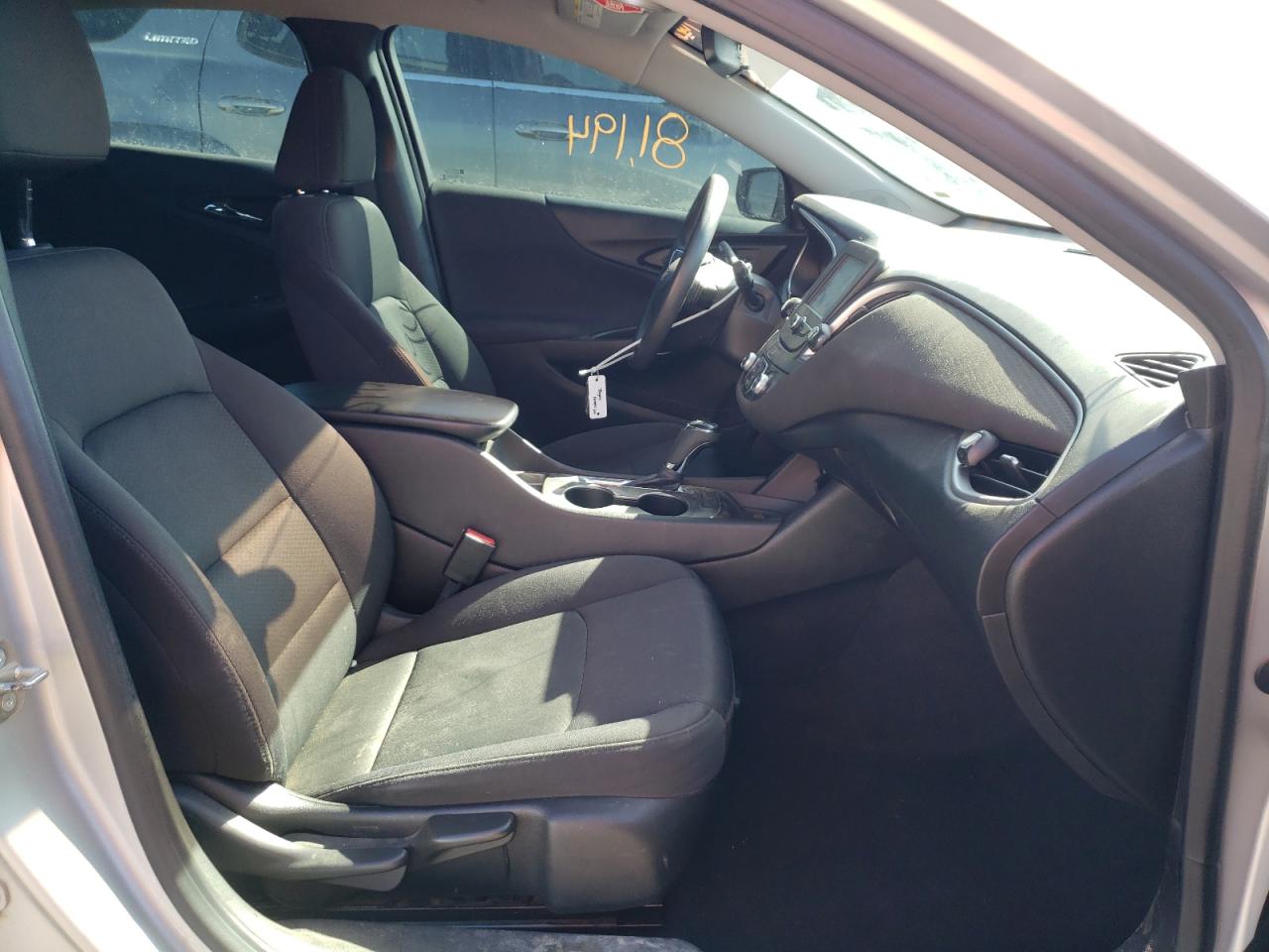 Photo 5 from auction – 2017 CHEVROLET MALIBU LS with VIN 1G1ZB5ST2HF227259