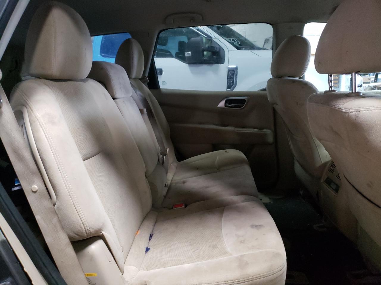 Photo 6 from auction – 2014 NISSAN PATHFINDER with VIN 5N1AR2MM6EC601451
