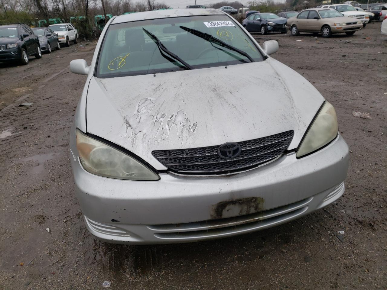 Photo 9 from auction – 2003 TOYOTA CAMRY LE with VIN 4T1BE32KX3U203206