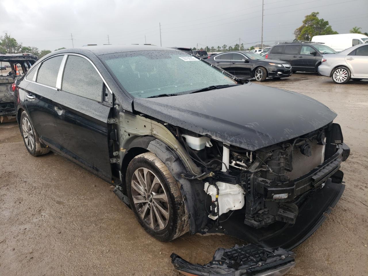 HYUNDAI SONATA SPO 2016 with VIN 5NPE34AF8GH346835 - Photo from auction