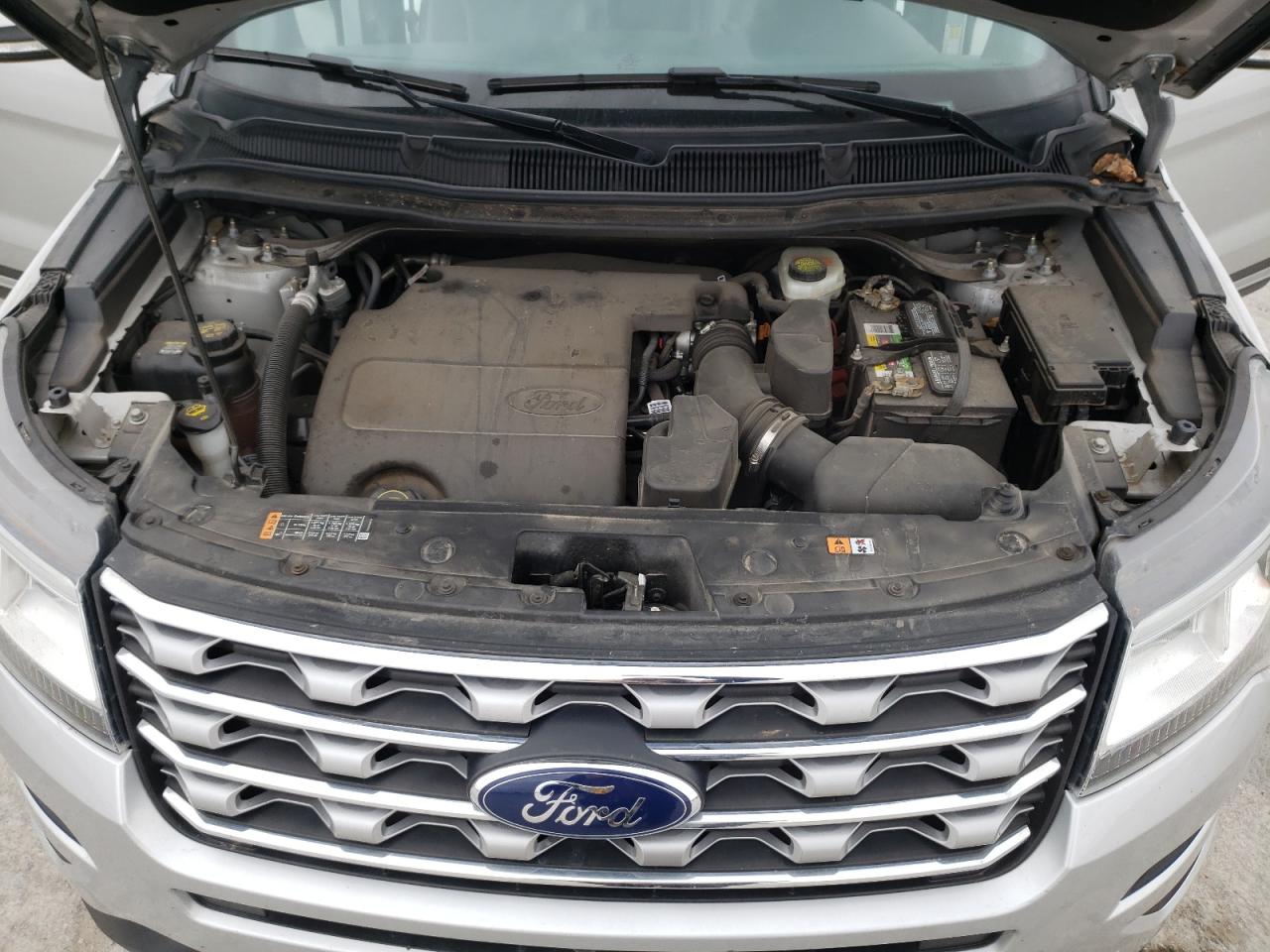 Photo 7 from auction – 2017 FORD EXPLORER L with VIN 1FM5K7F88HGC38165