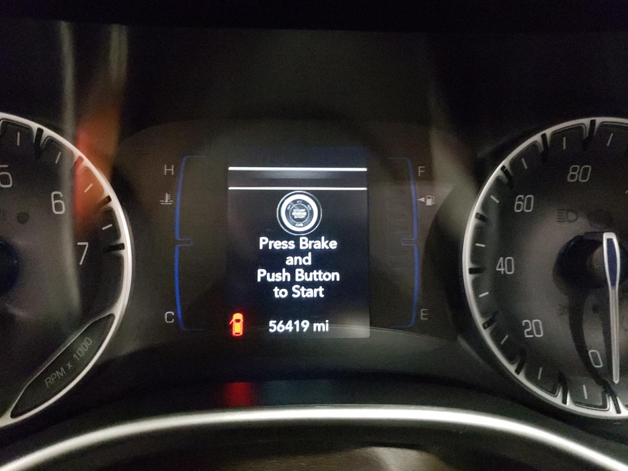 Photo 8 from auction – 2018 CHRYSLER PACIFICA T with VIN 2C4RC1BG7JR151956