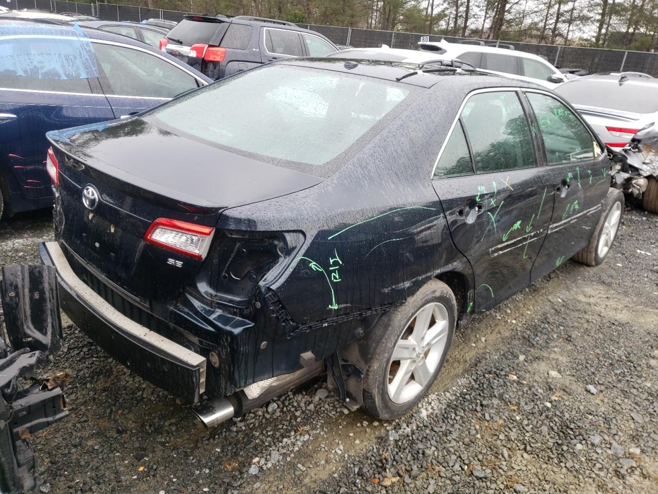 Photo 4 from auction – 2014 TOYOTA CAMRY L with VIN 4T1BF1FK5EU774603