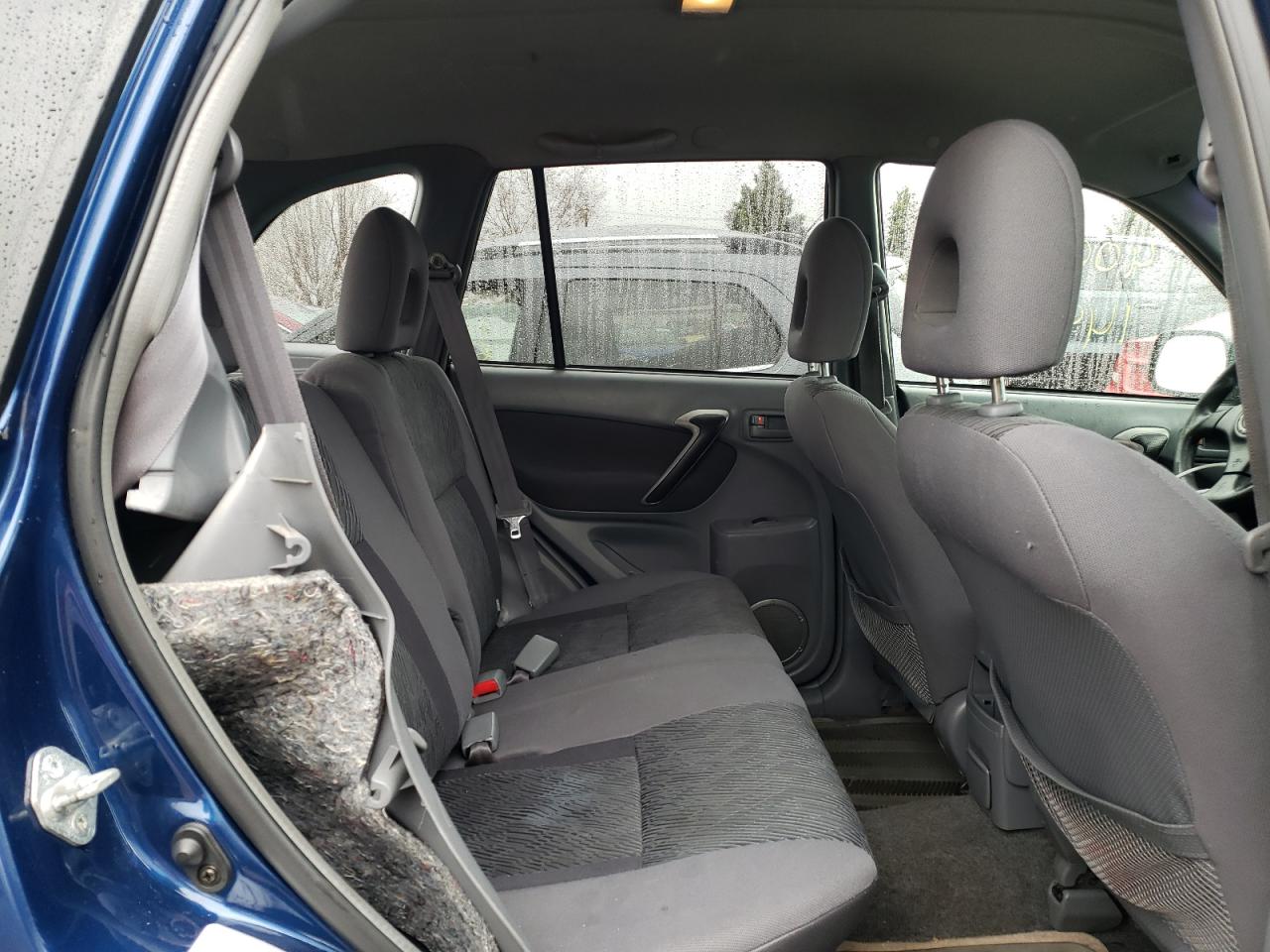 Photo 6 from auction – 2002 TOYOTA RAV4 with VIN JTEGH20V120070829