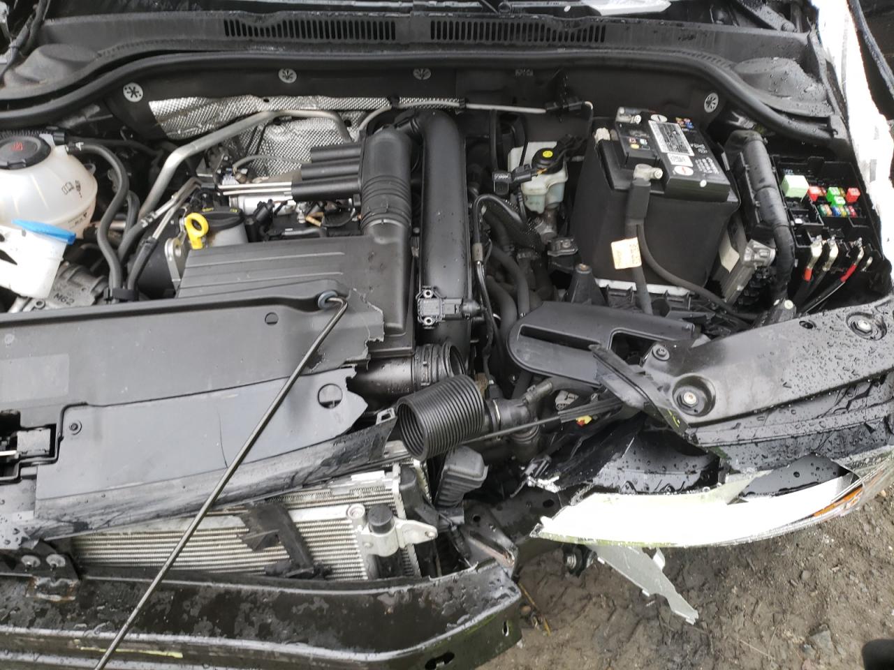 Photo 7 from auction – 2018 VOLKSWAGEN JETTA SE with VIN 3VWDB7AJ7JM209663