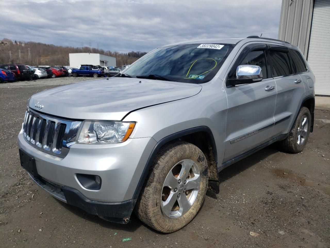 Photo 2 from auction – 2012 JEEP GRAND CHER with VIN 1C4RJFBG2CC359483