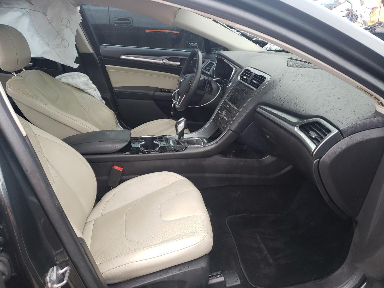 Photo 5 from auction – 2016 FORD FUSION TIT with VIN 3FA6P0K96GR136537
